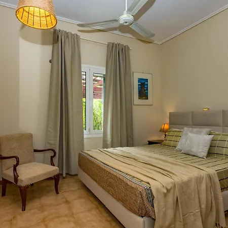 Yiolanda Villa Kato Yerakarion