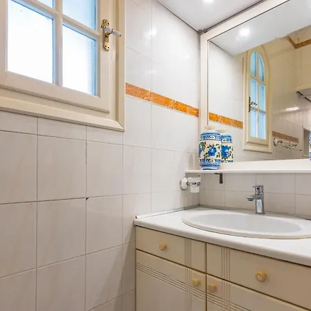 Yiolanda Pool By Elite *