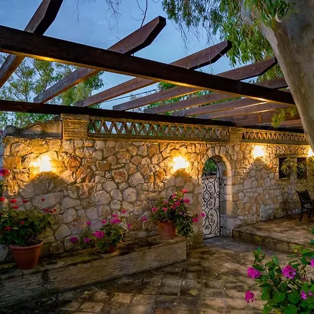 Villa Yiolanda