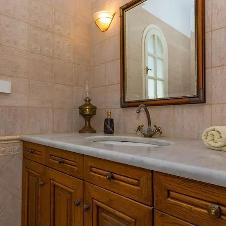 Βίλα Yiolanda Pool By 